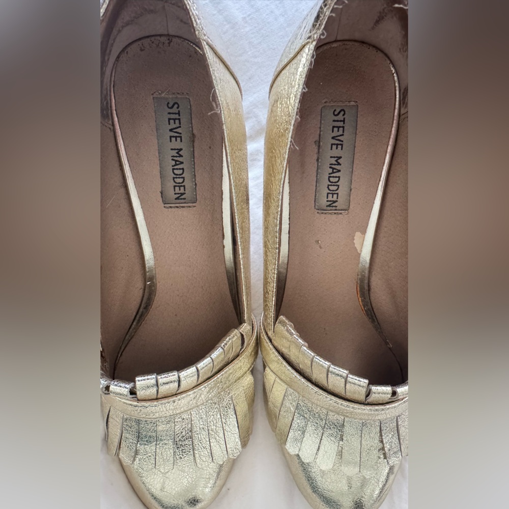 Steve Madden Metallic Gold Fringe Heels - Picture 11 of 12